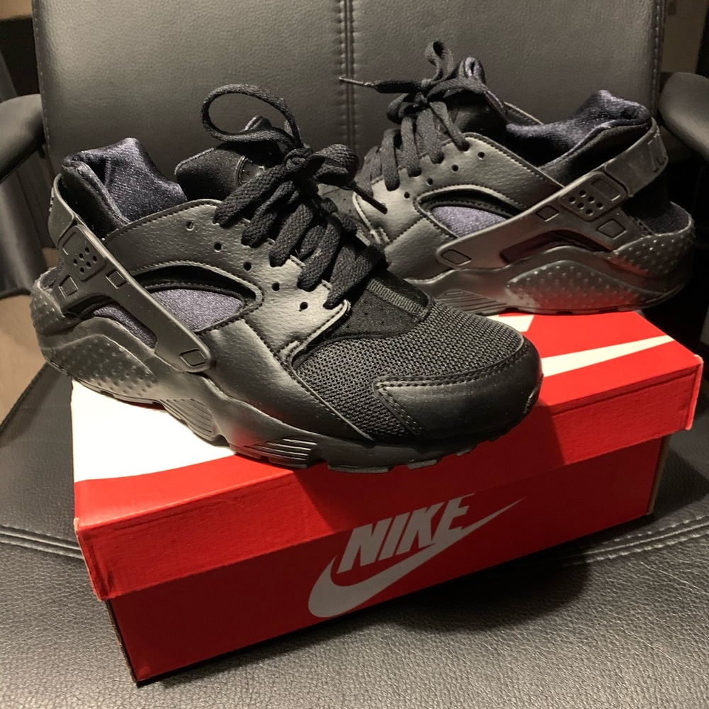 Nike Huarache Black